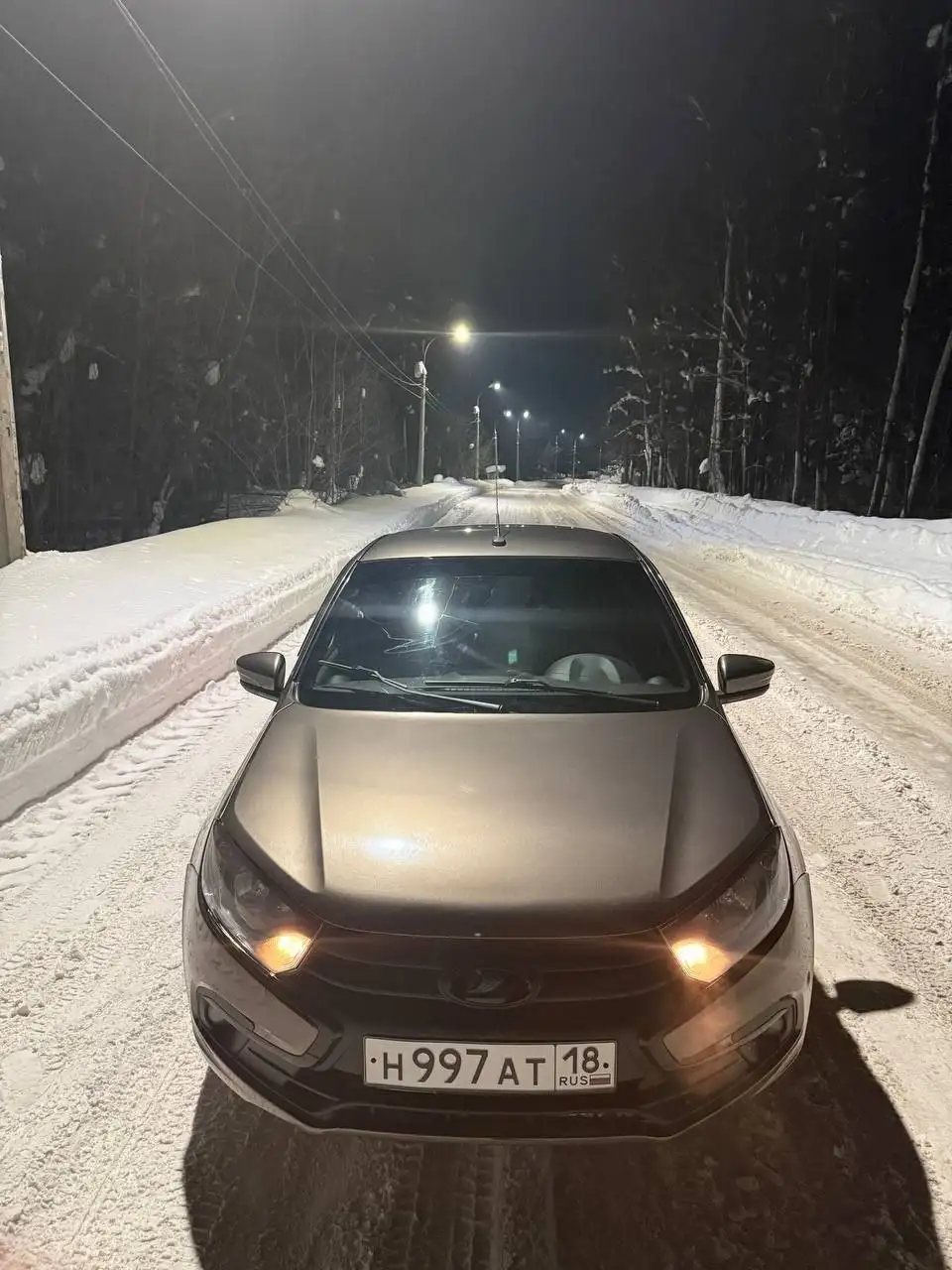 Гранта 2019 года, доработанная, два комплекта резины - Легковые автомобили (Авто) в Ижевск