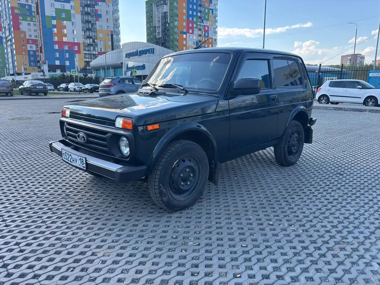 Niva Legend 2023 42000 км - Внедорожники (Авто) в Ижевск