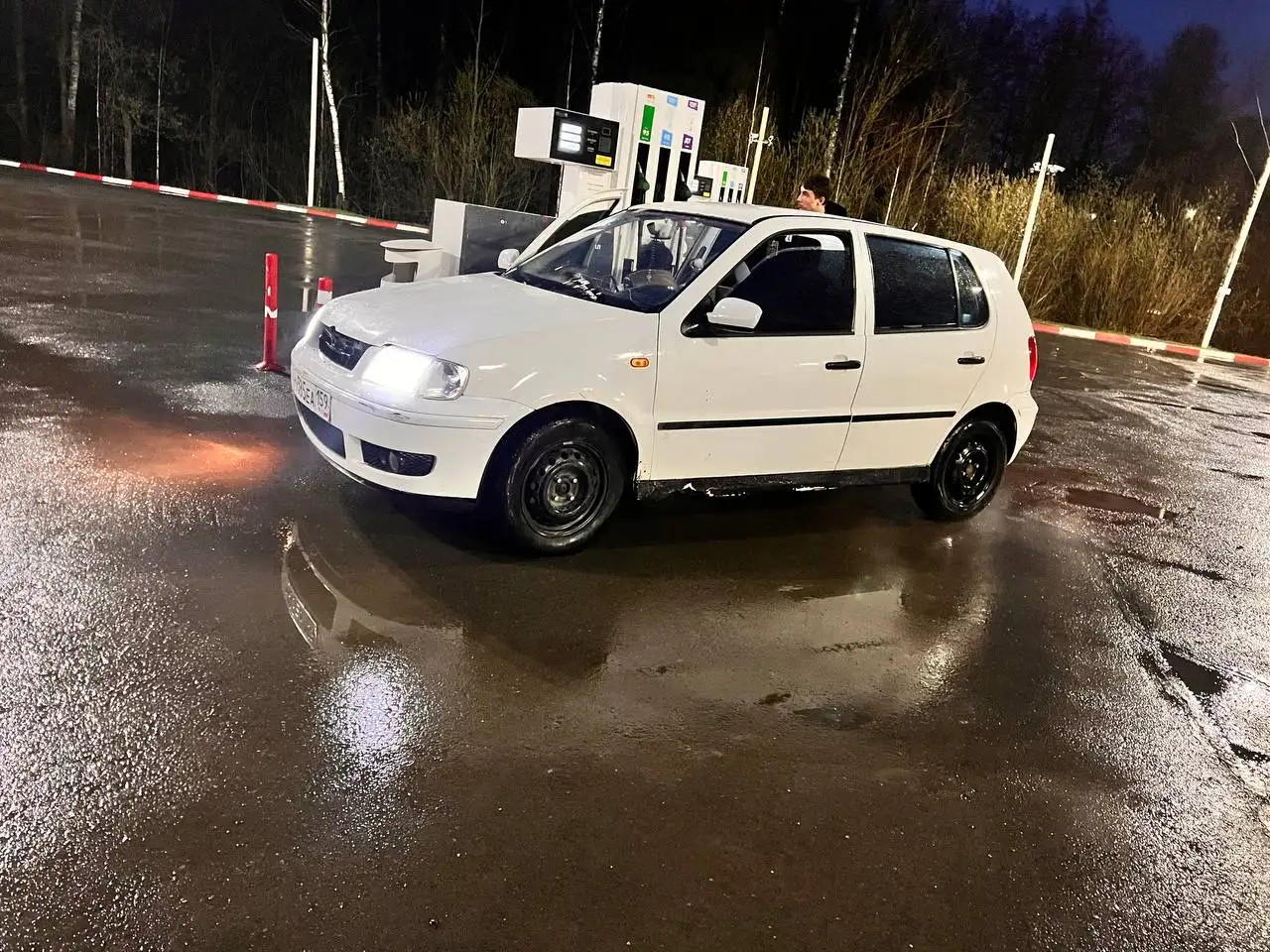 Volkswagen Polo 2001 хечбек ристалинг - Легковые автомобили (Авто) в Ижевск