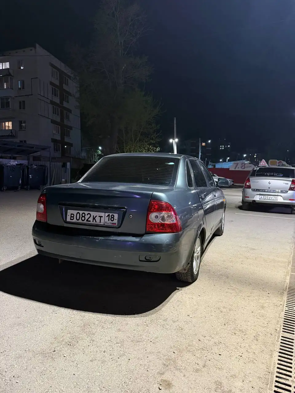 Продажа Приора 2010 года - Легковые автомобили (Авто) в Ижевск