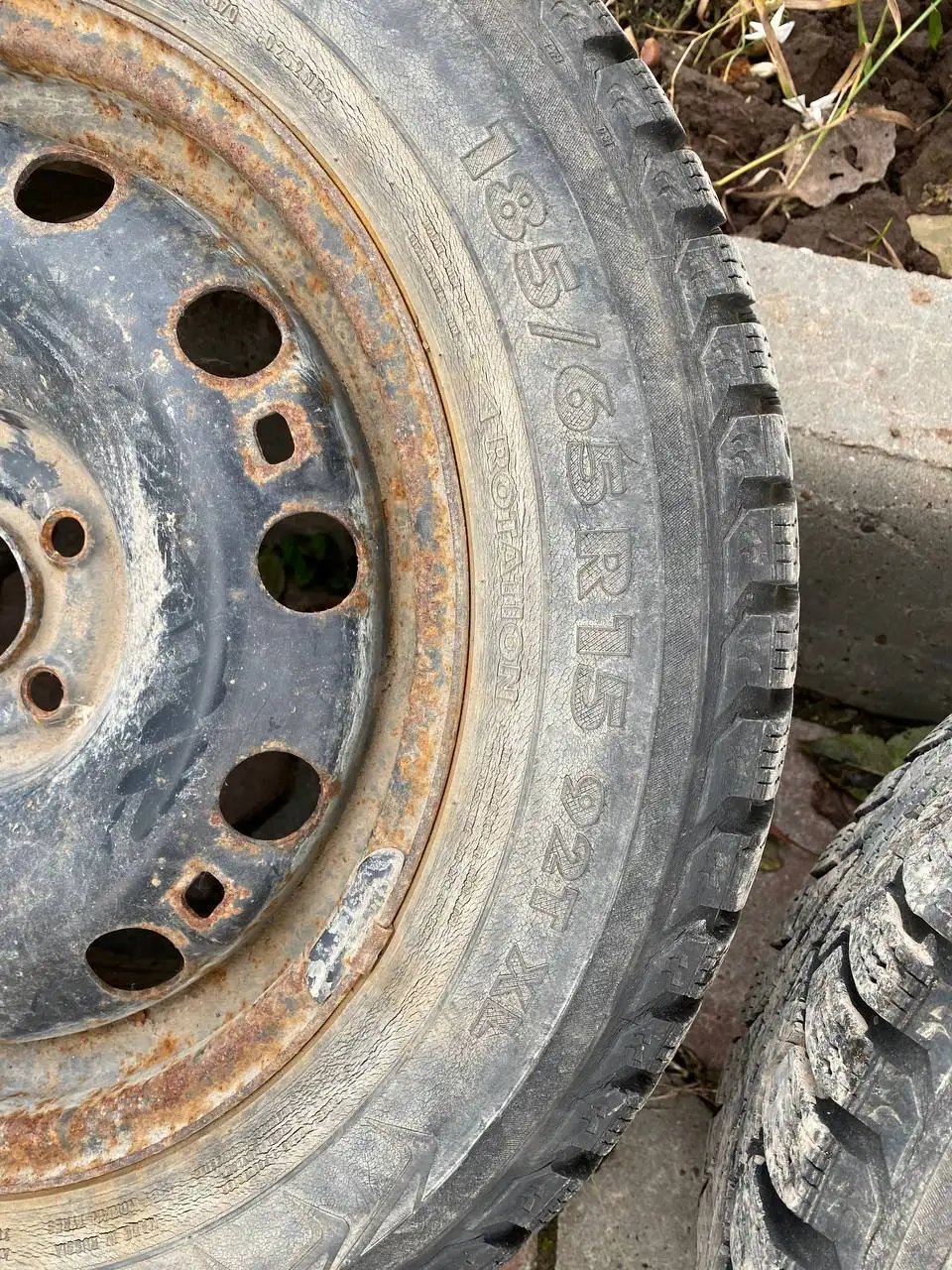 185/65R15 Шины 4 шт. комплект - Шины и диски (Авто) в Ижевск