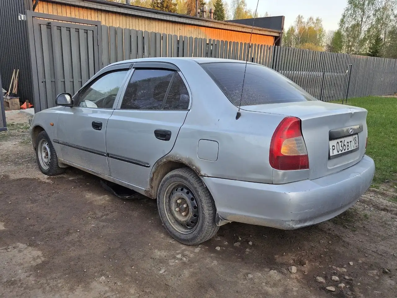 Акцент 2004 года на ходу - Легковые автомобили (Авто) в Ижевск