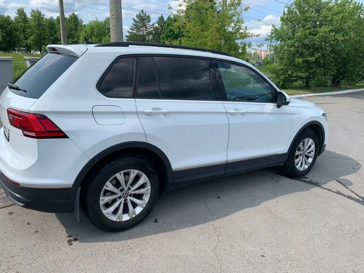Продам Volkswagen Tiguan 2021 - Легковые автомобили (Авто) в Ижевск