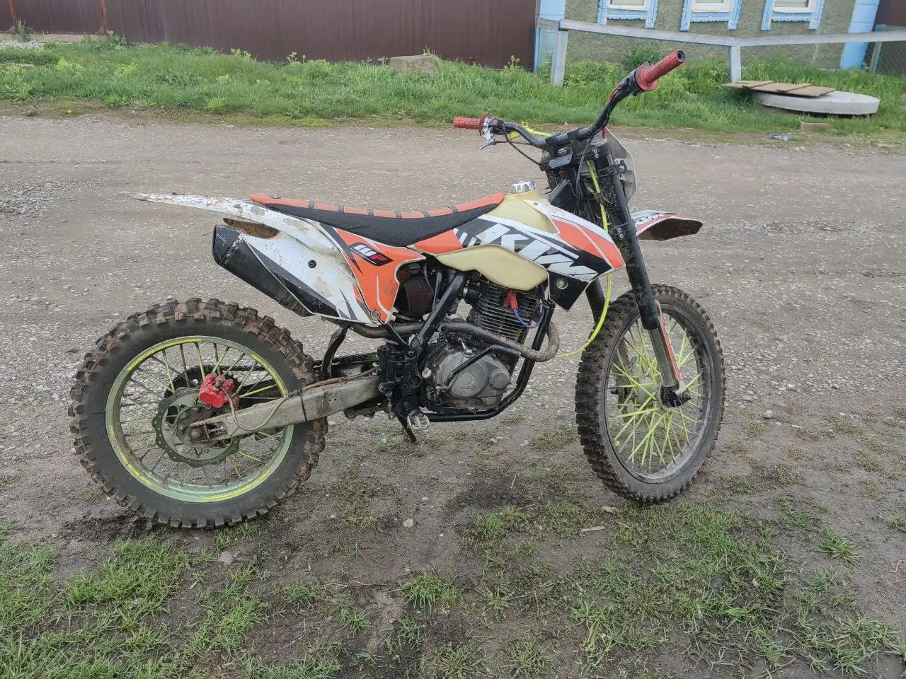 Мотоцикл 300 куб на ходу - Мотоциклы (Авто) в Удмуртия