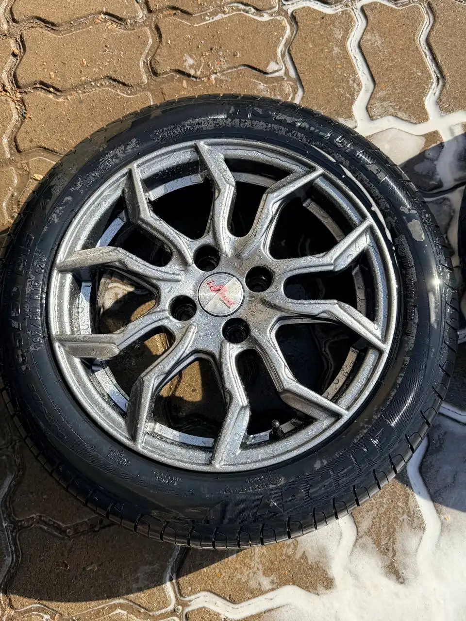 Продам диски 15R с резиной - Диски и шины (Авто) в Ижевск