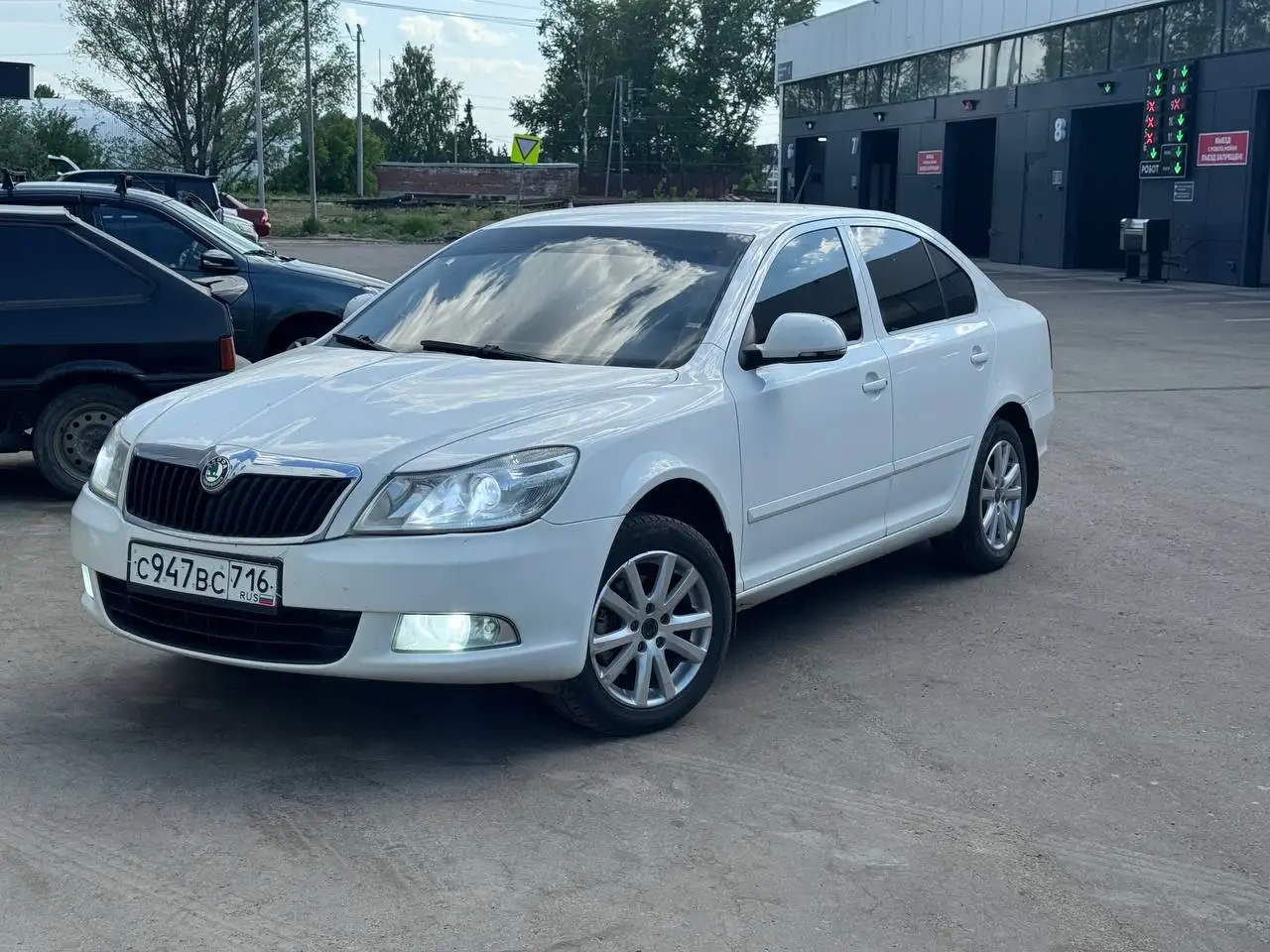 Непобедимый - Легковые автомобили (Авто) в Нижнекамск