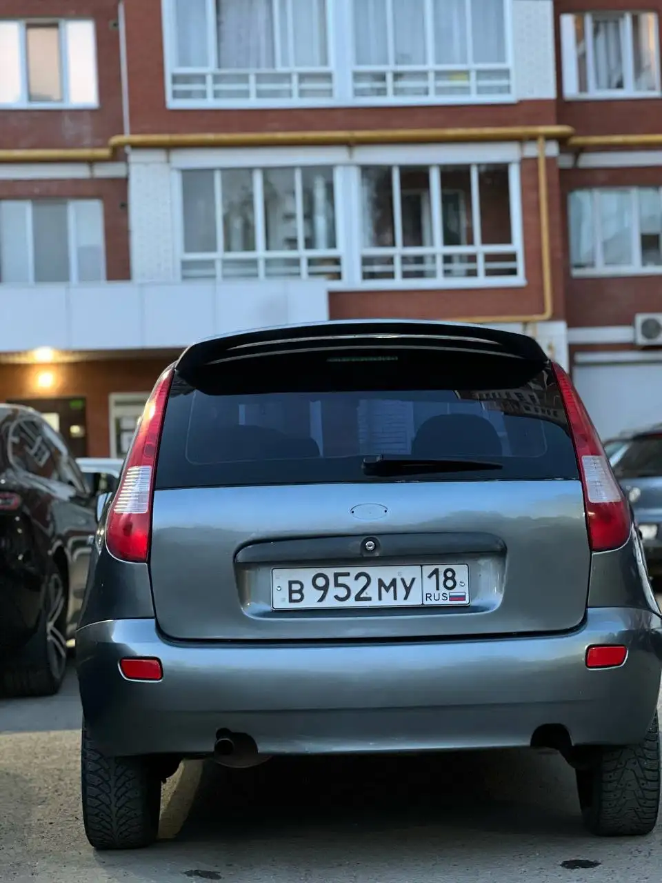 Нива Шевроле - Легковые авто (Авто) в Неизвестно