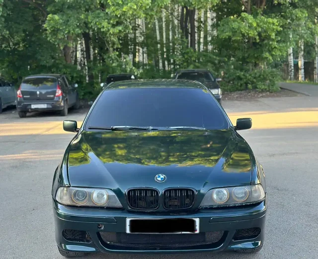 BMW 5-series E39 1996 - Тракторы в Ижевск