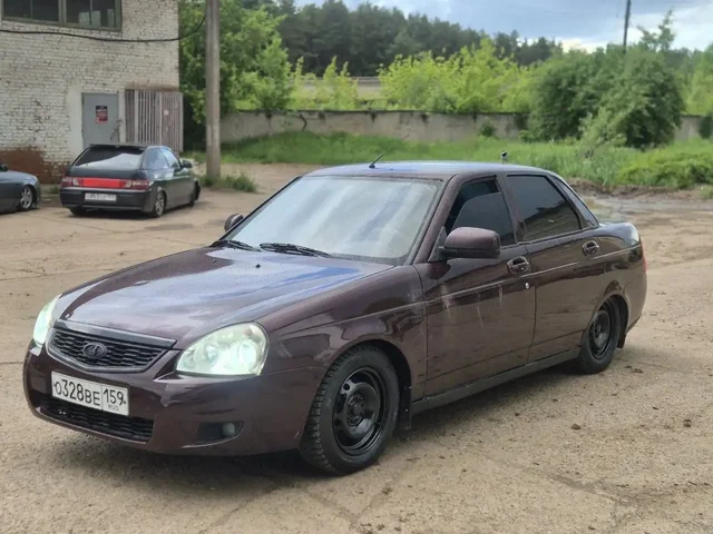 LADA Priora 2011 - Легковой автомобиль в Чайковский
