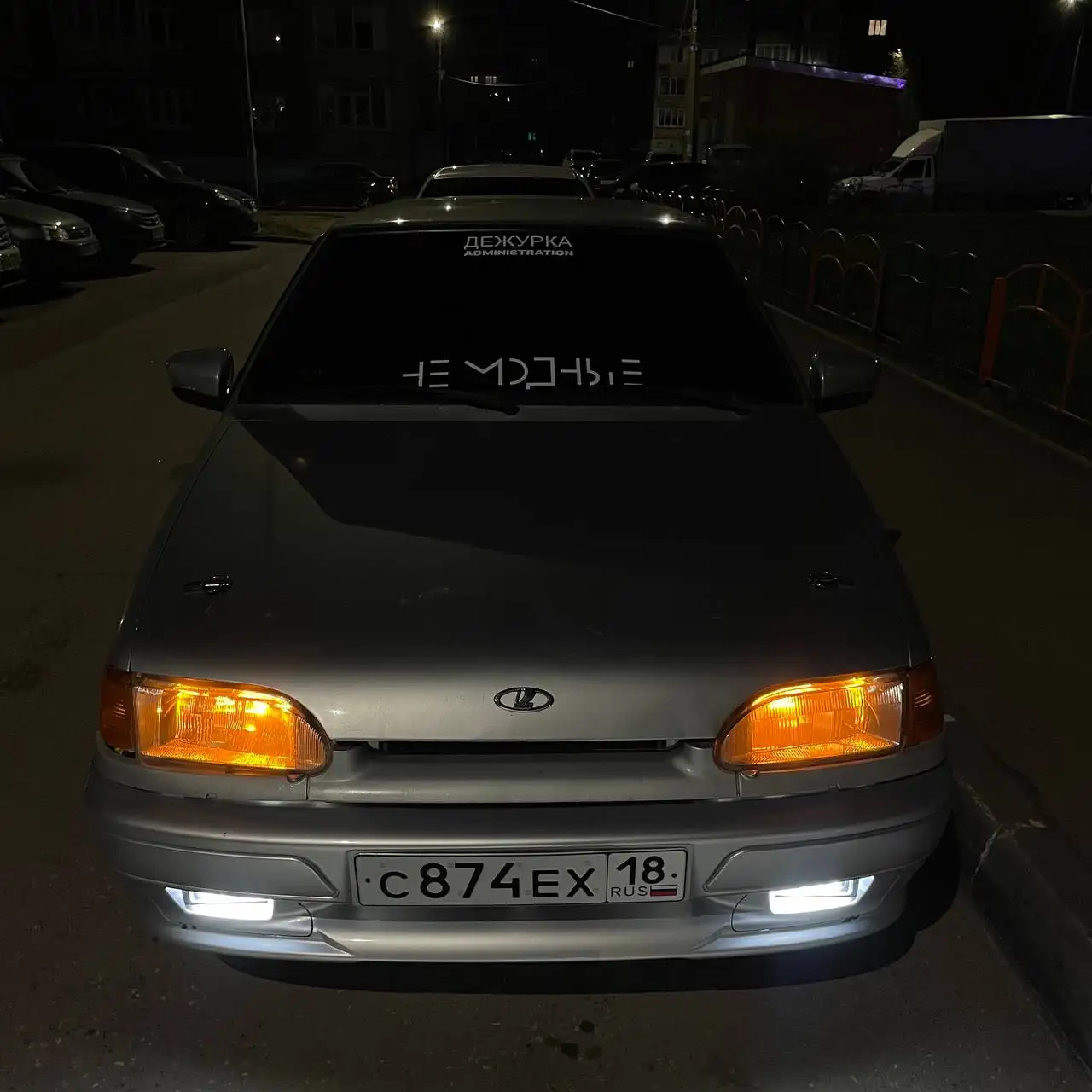 ВАЗ Приора люкс 2011, аварийный кузов, цена 85к - Легковые автомобили (Авто) в Неизвестно