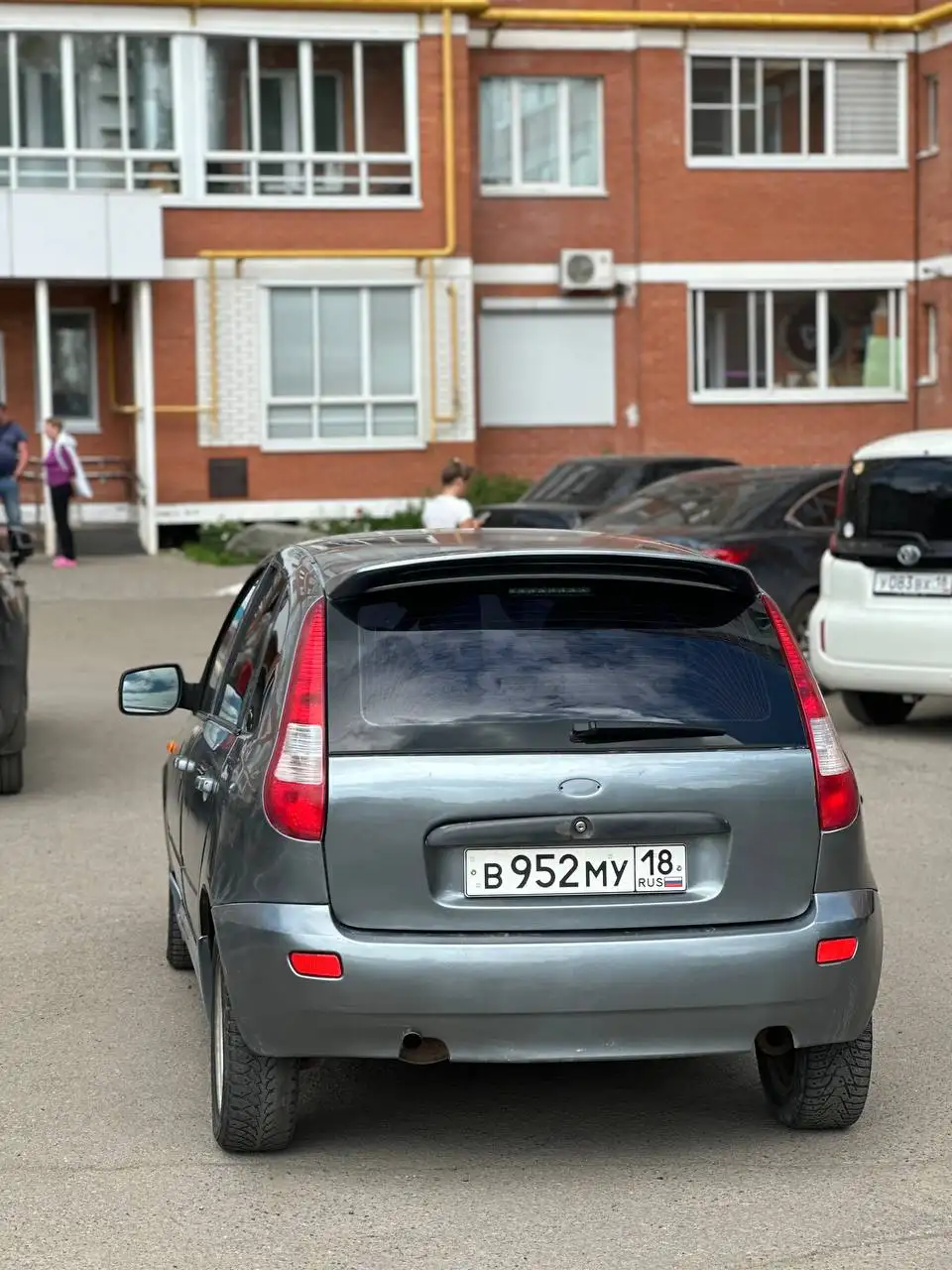 Калина 2007 г. с запретом на рег. действия - 110 (Авто) в Ижевск