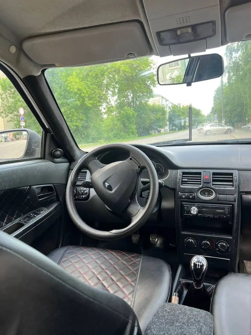 Продажа Приора 1 - Легковые автомобили (Авто) в Ижевск