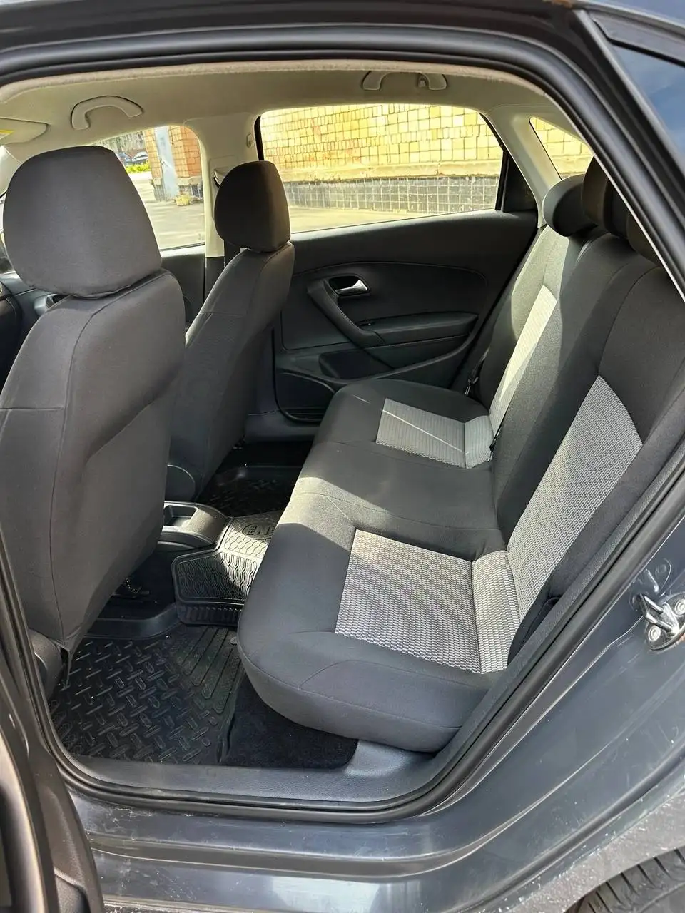 Volkswagen Polo Sedan 2011 в отличном состоянии - Легковые автомобили (Авто) в Ижевск
