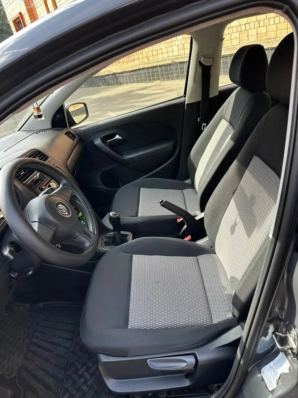 Volkswagen Polo Sedan 2011 в отличном состоянии - Легковые автомобили (Авто) в Ижевск