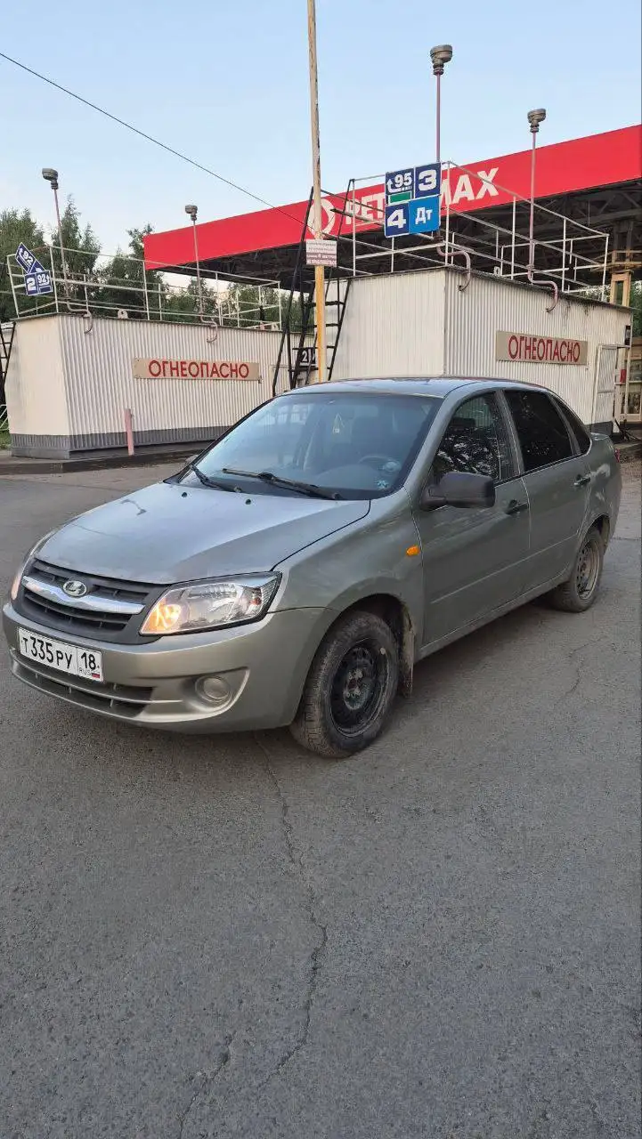 Лада Гранта 2012 года - Легковые автомобили (Авто) в Ижевск