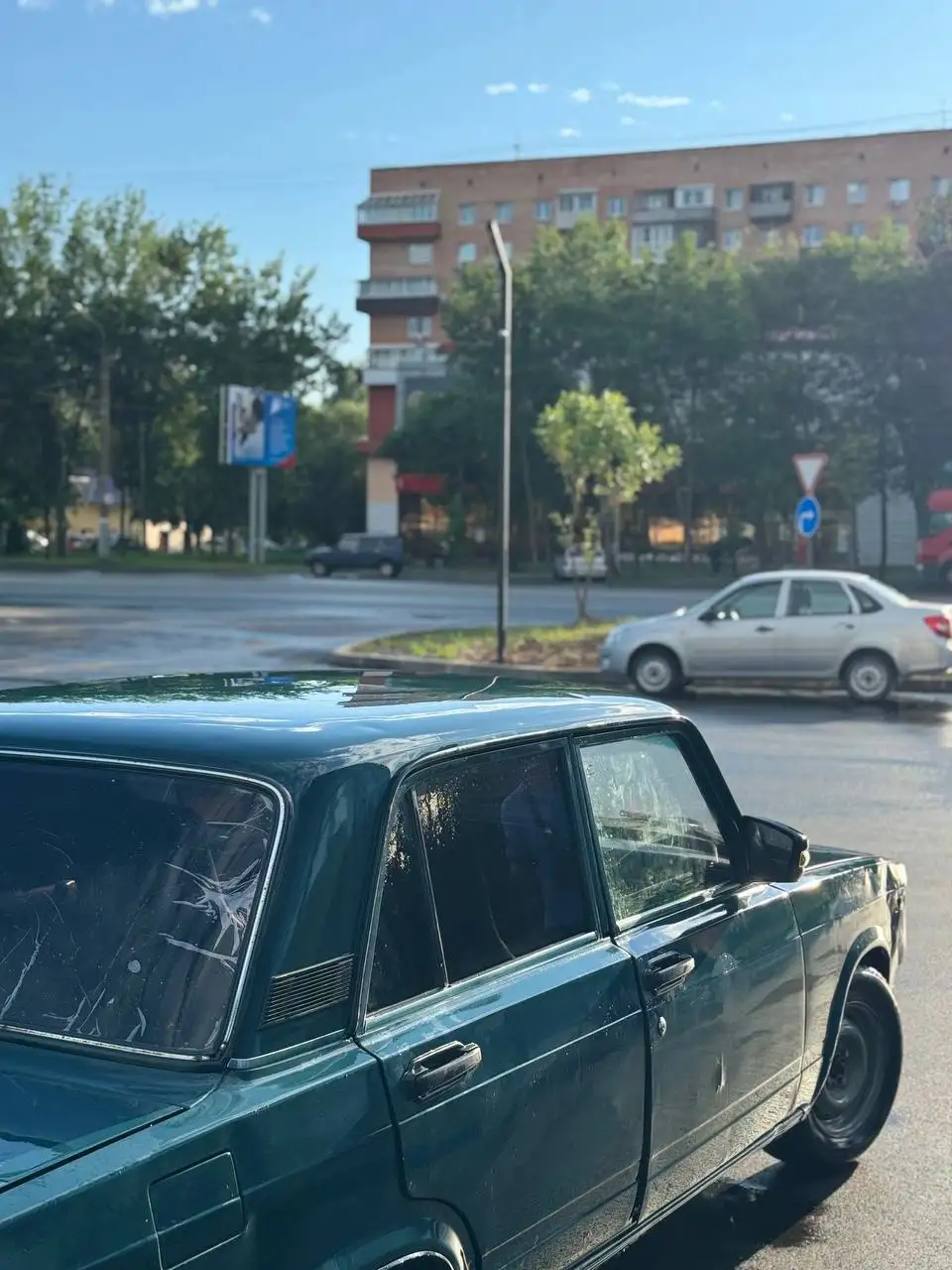 Инжектор 6 год - Легковые автомобили (Авто) в Ижевск