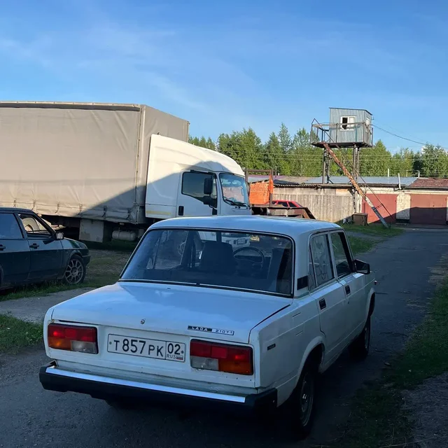Продажа ВАЗ 2107 2004г - Диски и шины в Ижевск