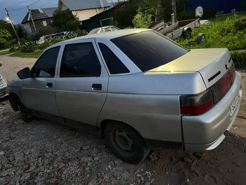 Продам 10тку не заводится - Внедорожники в Ижевск