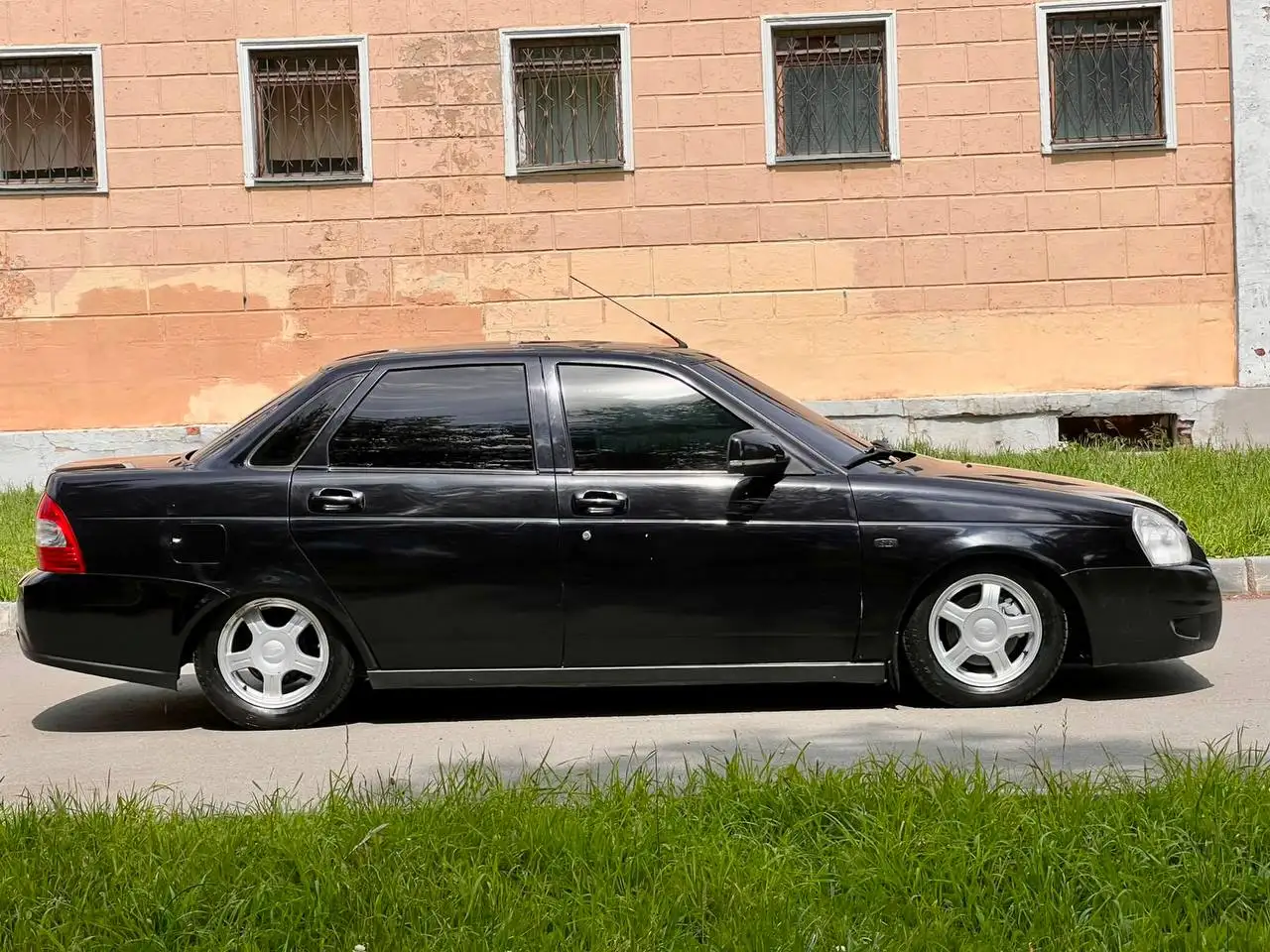 Продажа Lada Priora 2, 2014 - Легковые автомобили (Авто) в Челябинск