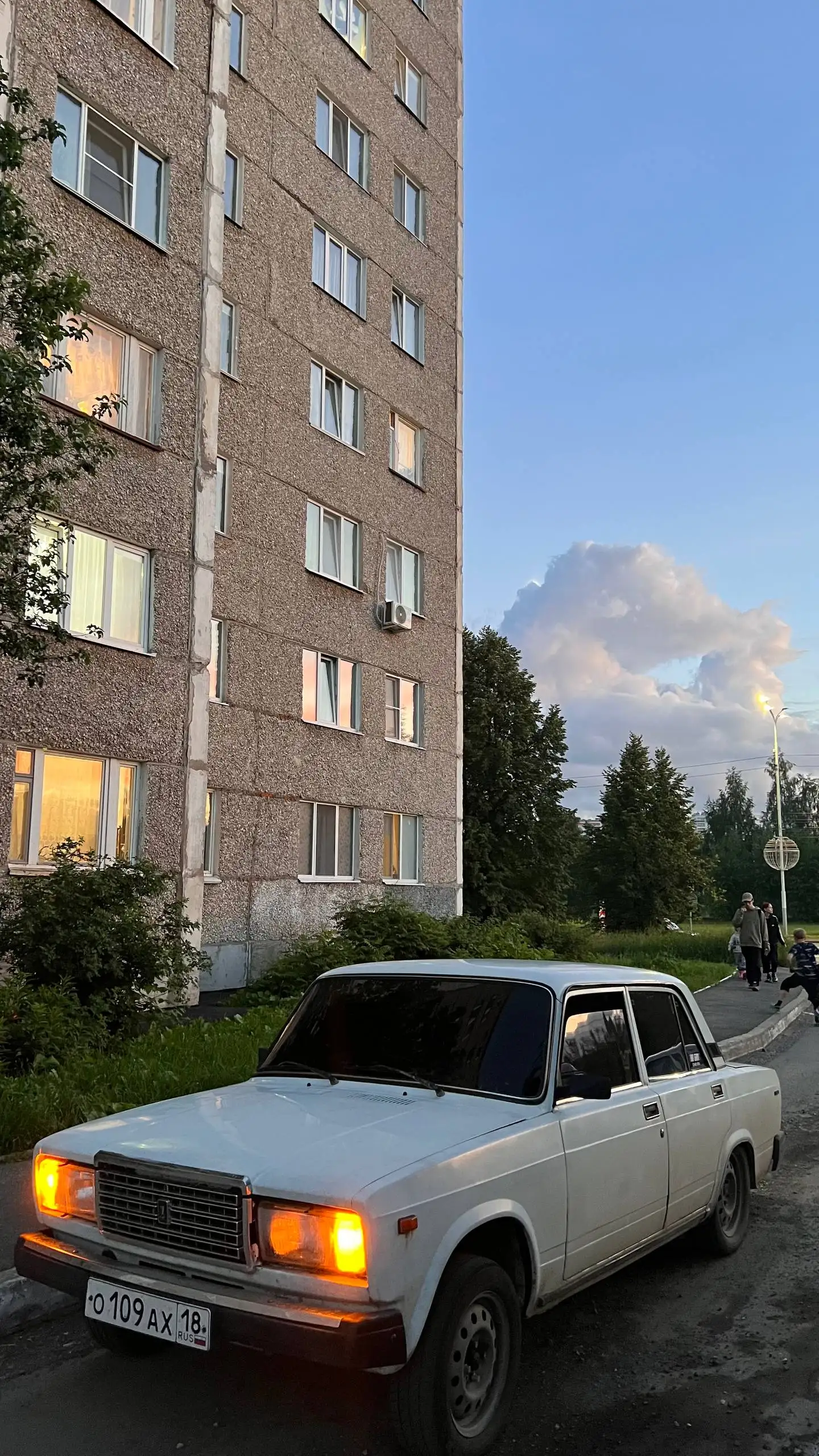 Продажа ВАЗ 2107, 2004 год - Легковые автомобили (Авто) в Ижевск