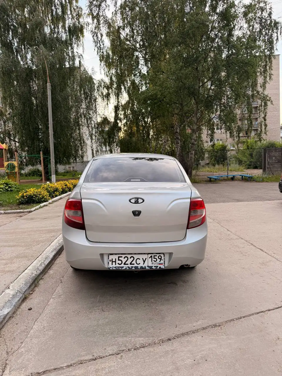 Лада Гранта 2012 - Легковые автомобили (Авто) в Чайковский