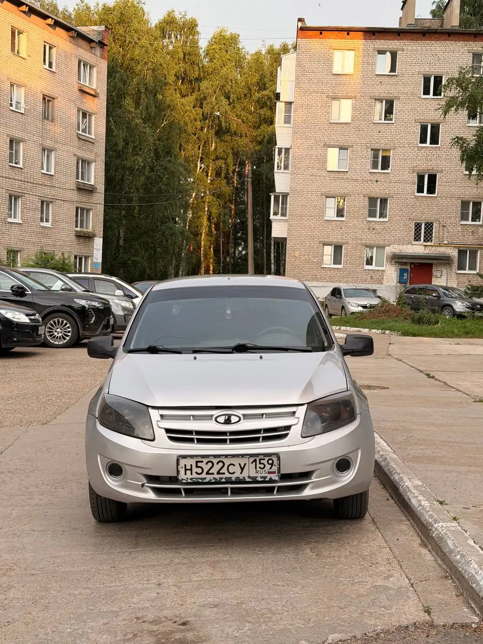 Лада Гранта 2012 - Легковые автомобили (Авто) в Чайковский