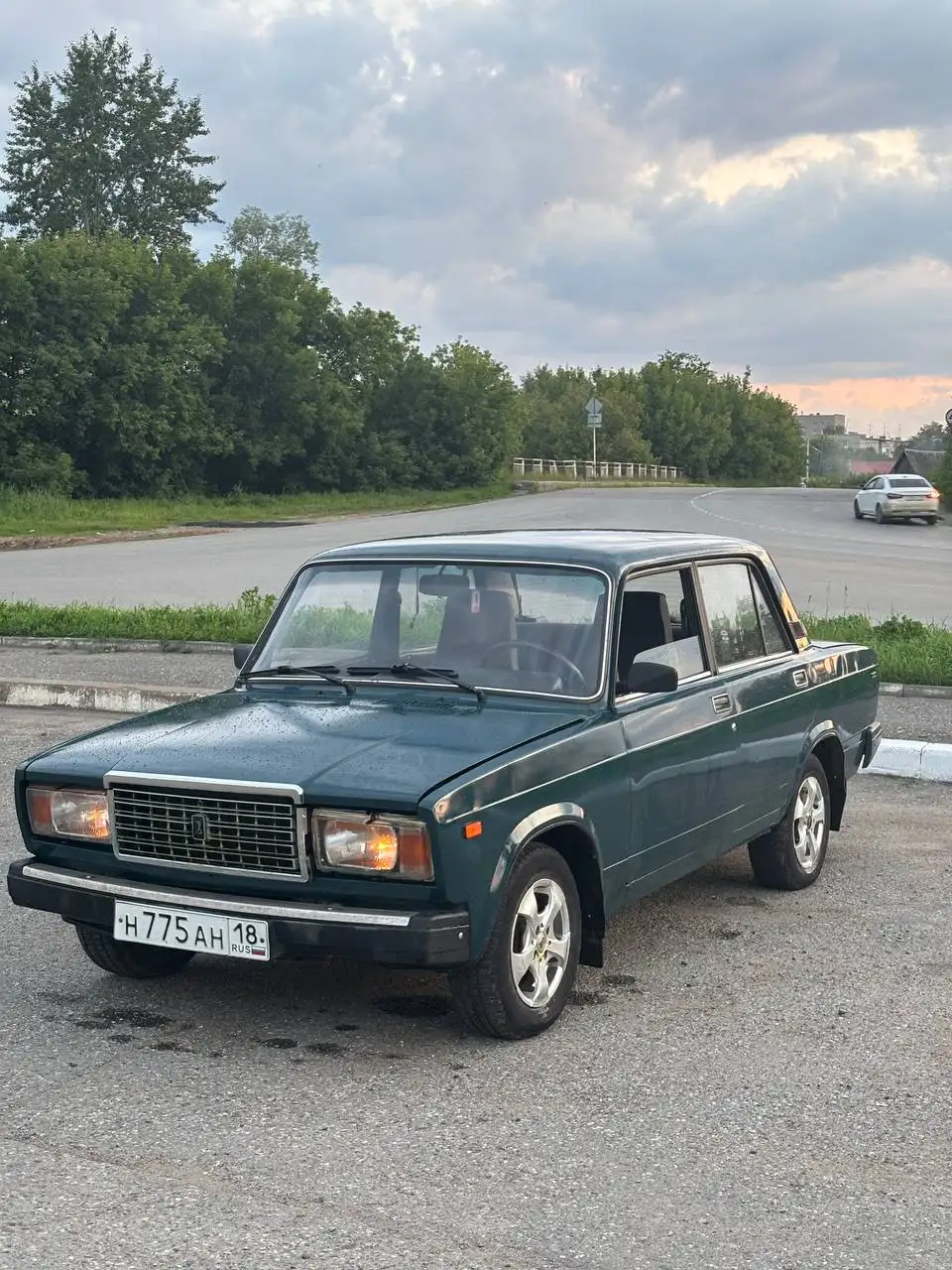Лада Гранта с порогами, хоз частей - Легковые автомобили (Авто) в Сарапул