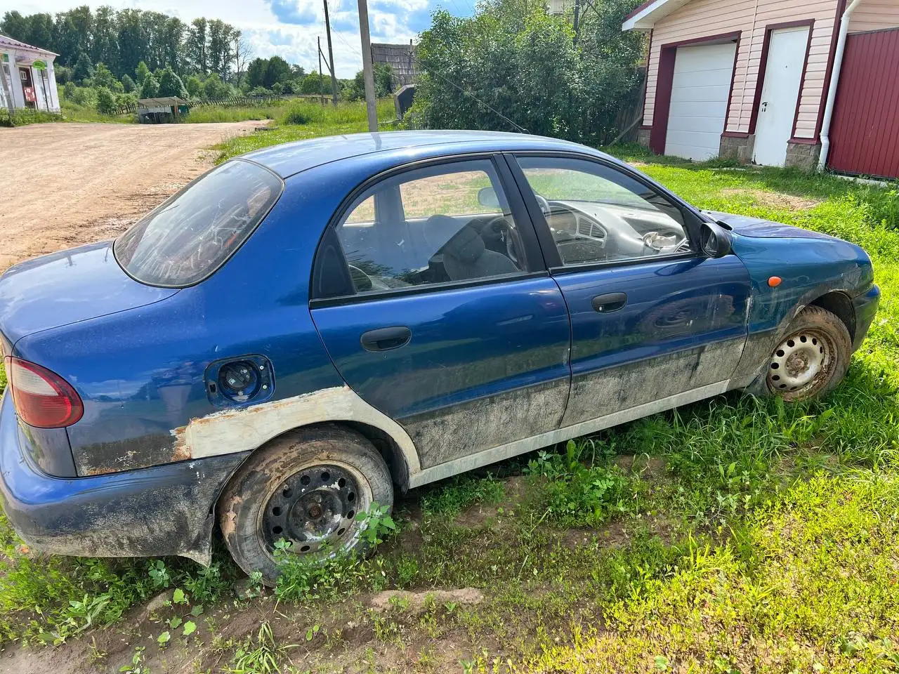 Продажа Lada с пробегом - Легковые автомобили (Авто) в Неизвестно