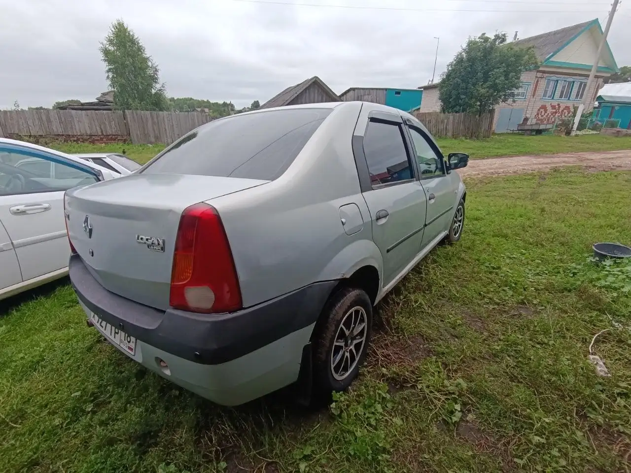 Volkswagen Polo 1.6, 6 год - Легковые автомобили (Авто) в Ижевск