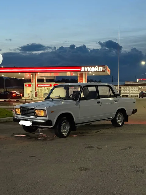 Продажа ВАЗ 2107 2003 года - Автозапчасти в Ижевск