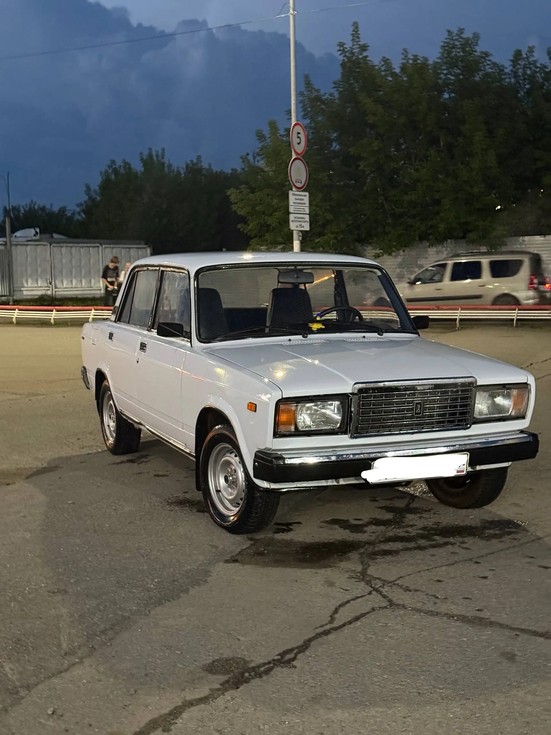 Продажа ВАЗ 2107 2003 года - Легковые автомобили (Авто) в Ижевск