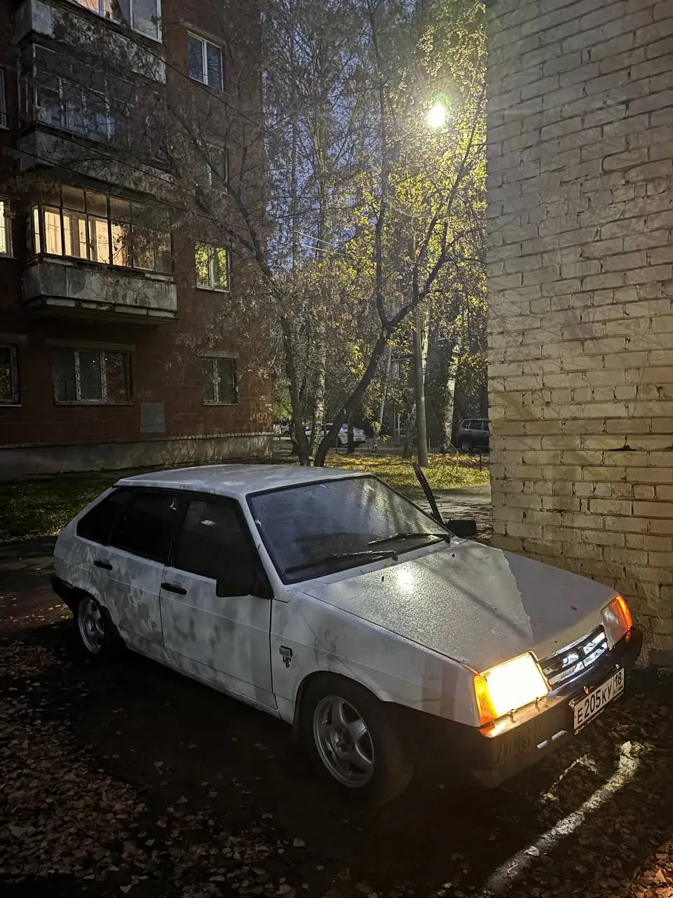 Госномер Е205КУ18 - Номера (Авто) в Неизвестно