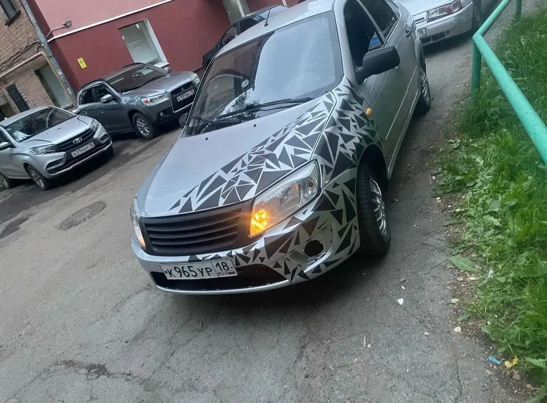 Продам Лада Гранта - Легковые автомобили (Авто) в Ижевск