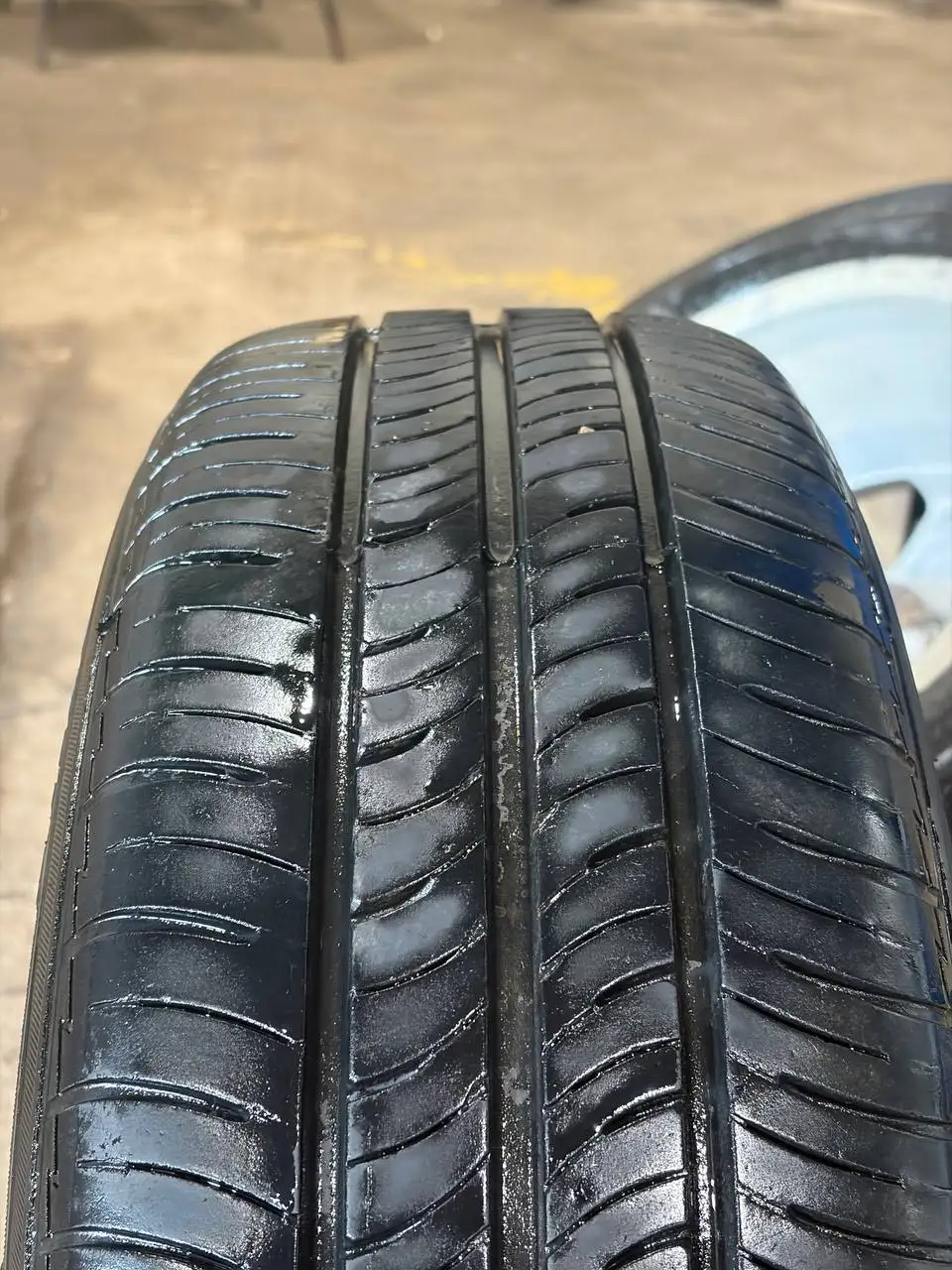 Комплект шин с дисками 5/100, 185/60R15 - Шины и диски (Авто) в Ижевск