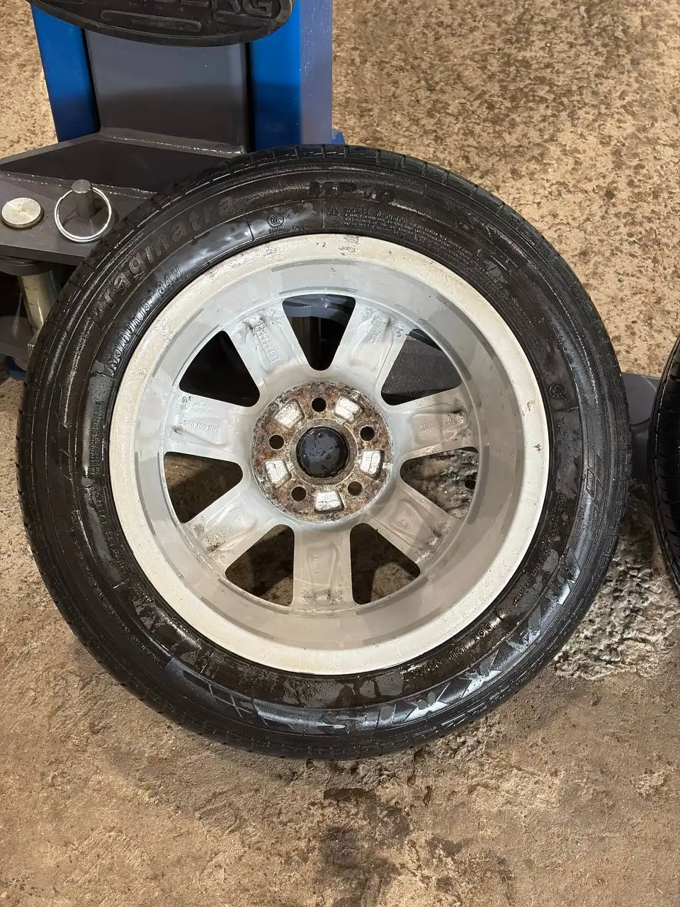 Комплект шин с дисками 5/100, 185/60R15 - Шины и диски (Авто) в Ижевск