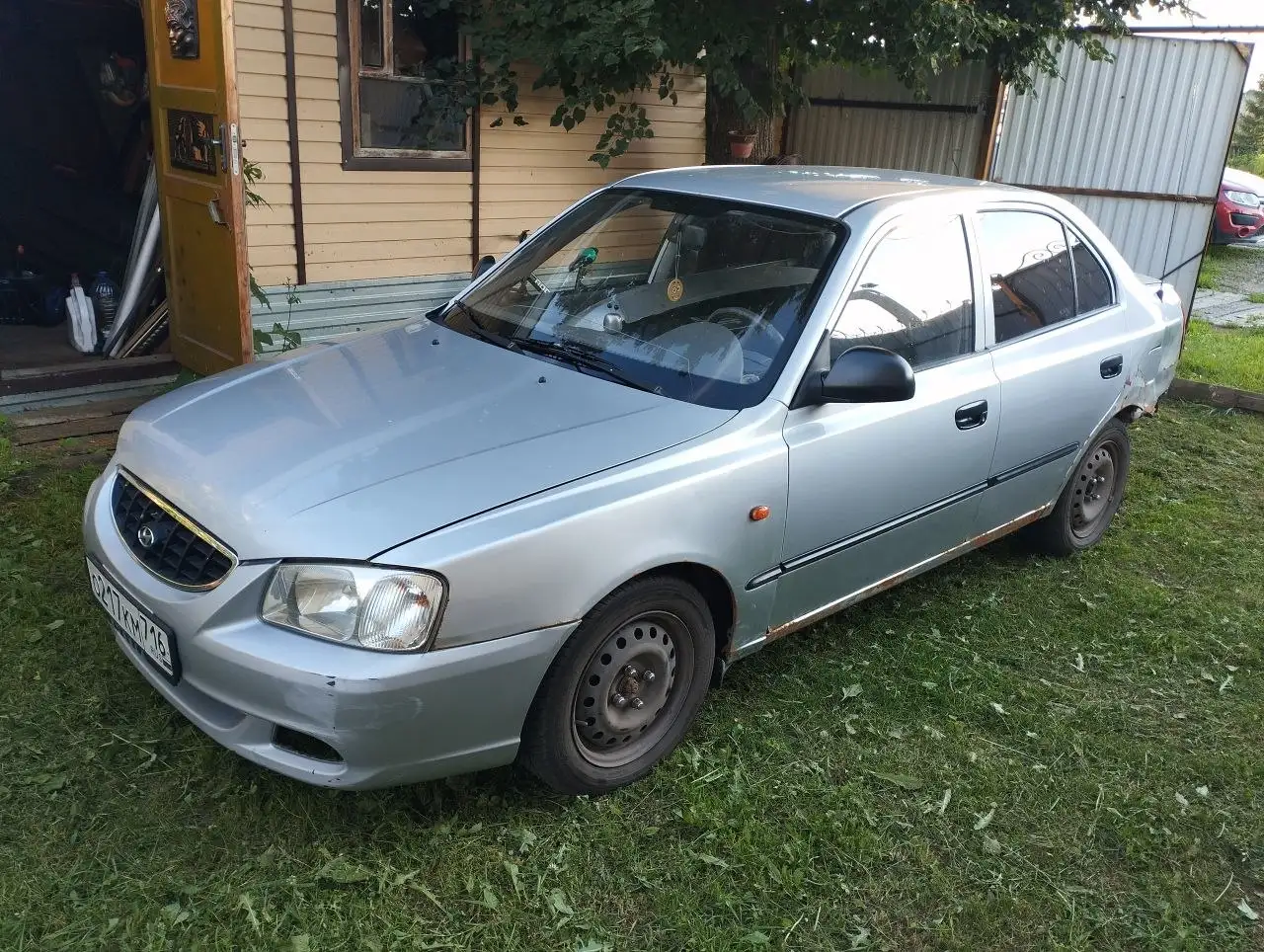 Hyundai Accent на автомате, 2005 год - Легковые автомобили (Авто) в Ижевск