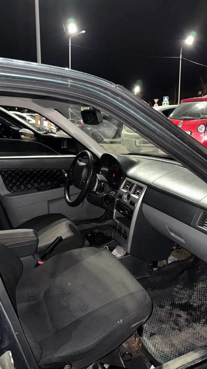 Продается приора 2010 года