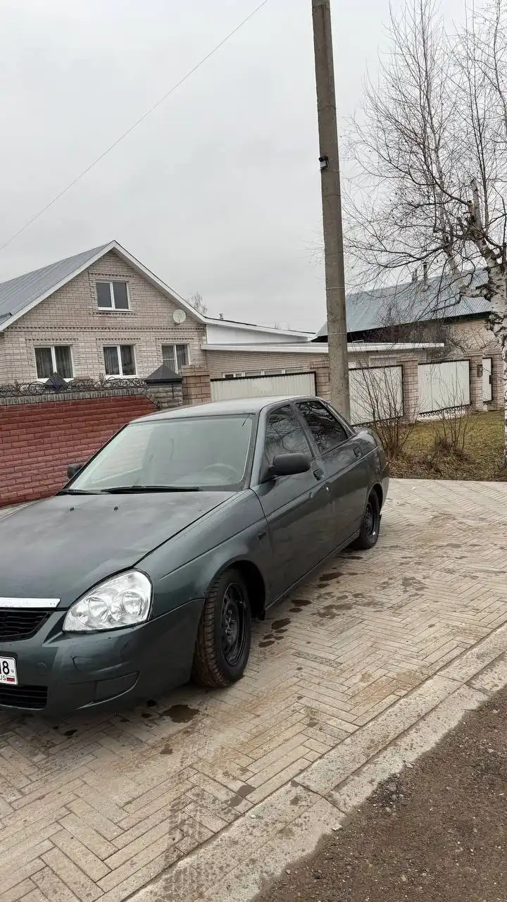 Продажа автомобиля Lada Priora 2010 года