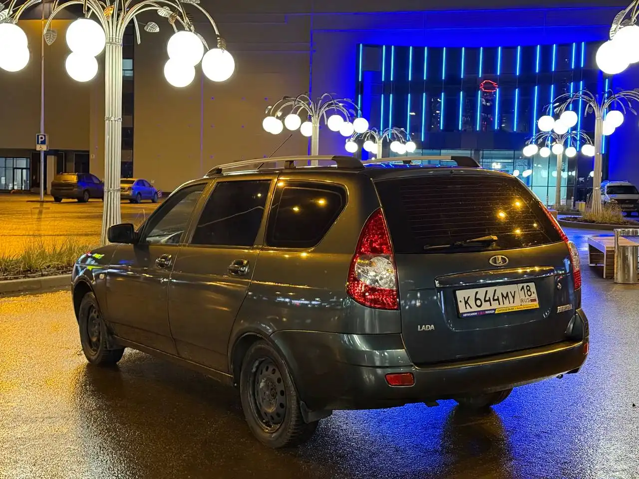 ЛАДА Приора универсал 2010г