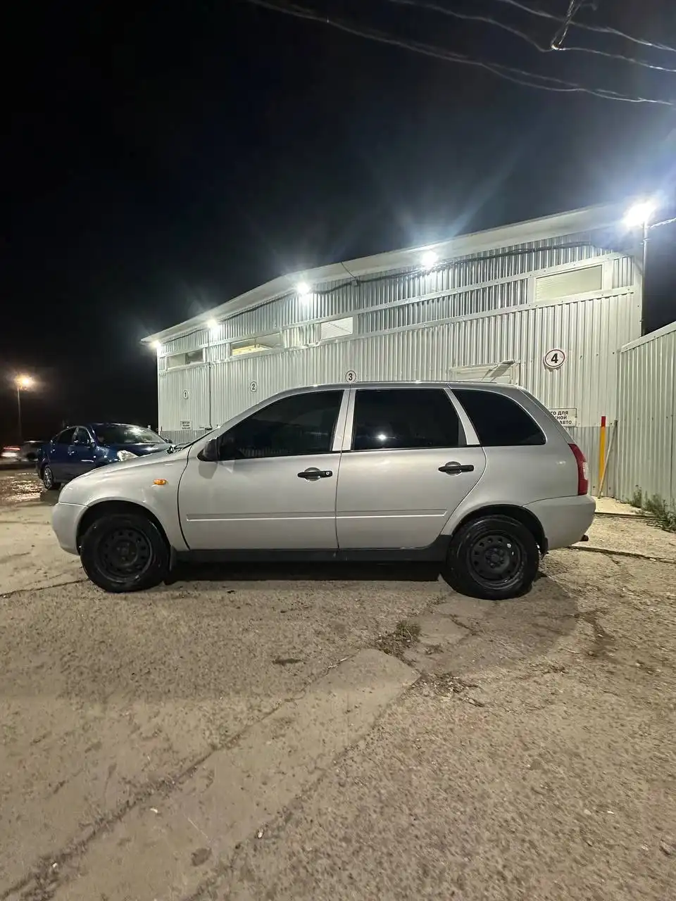 Продам Lada Kalina 1 универсал 2010 года