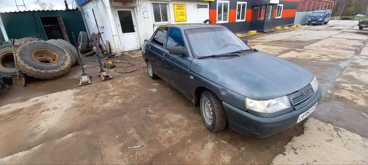 Продажа автомобиля 2010 года с пробегом