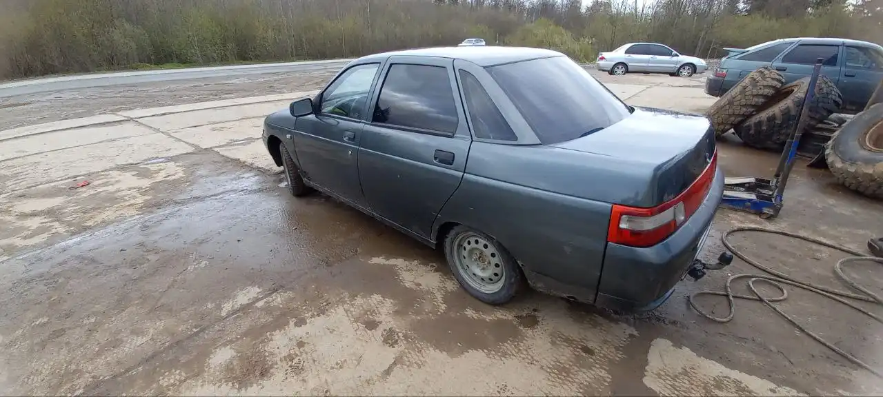 Продажа автомобиля 2010 года с пробегом