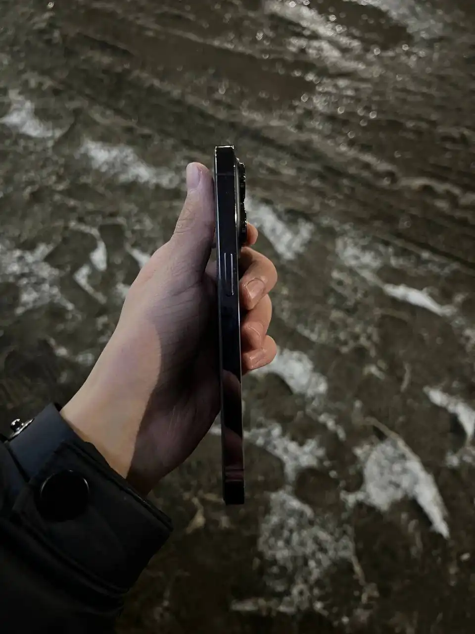 Обмен iPhone 14 Pro на автомобиль