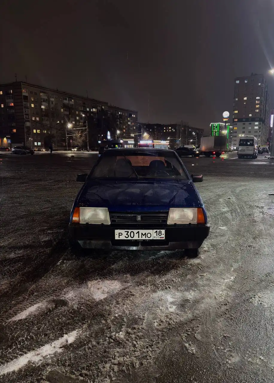 ВАЗ 2109 2002 года