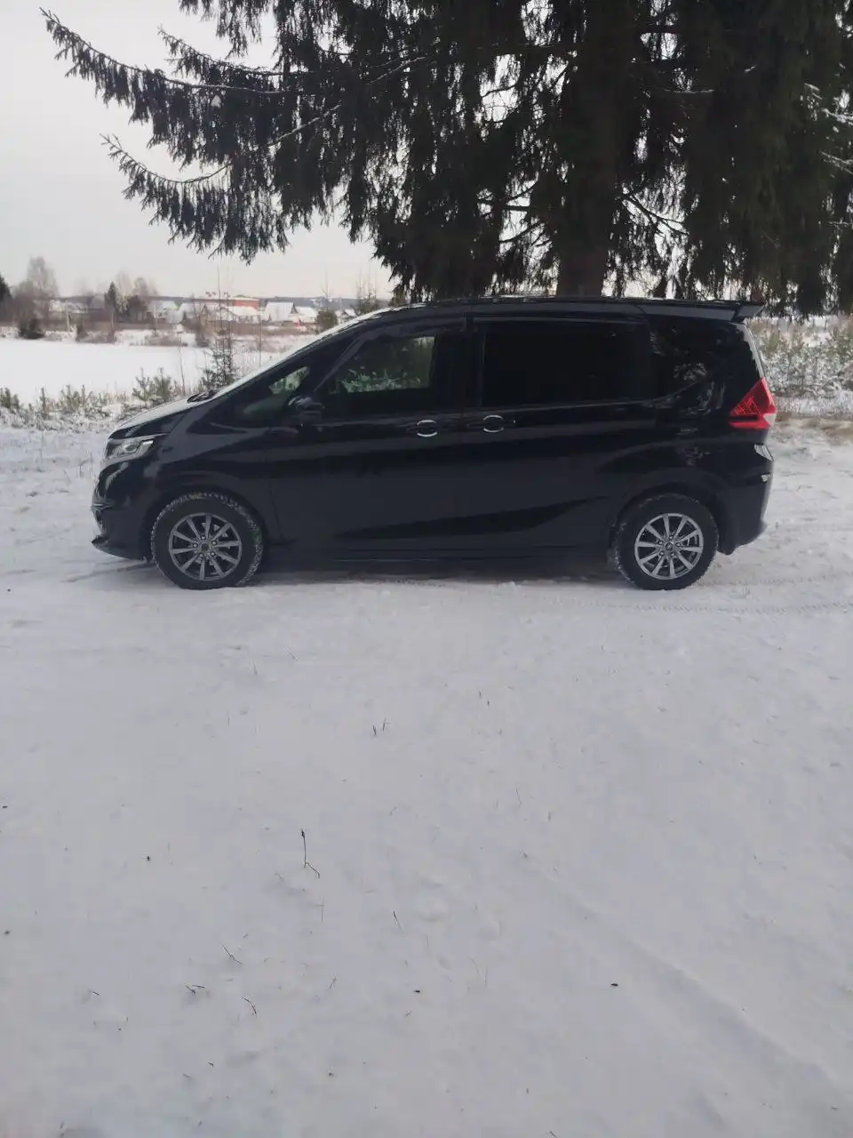 Автомобиль 2019 года выпуска с пробегом 80 тыс. км