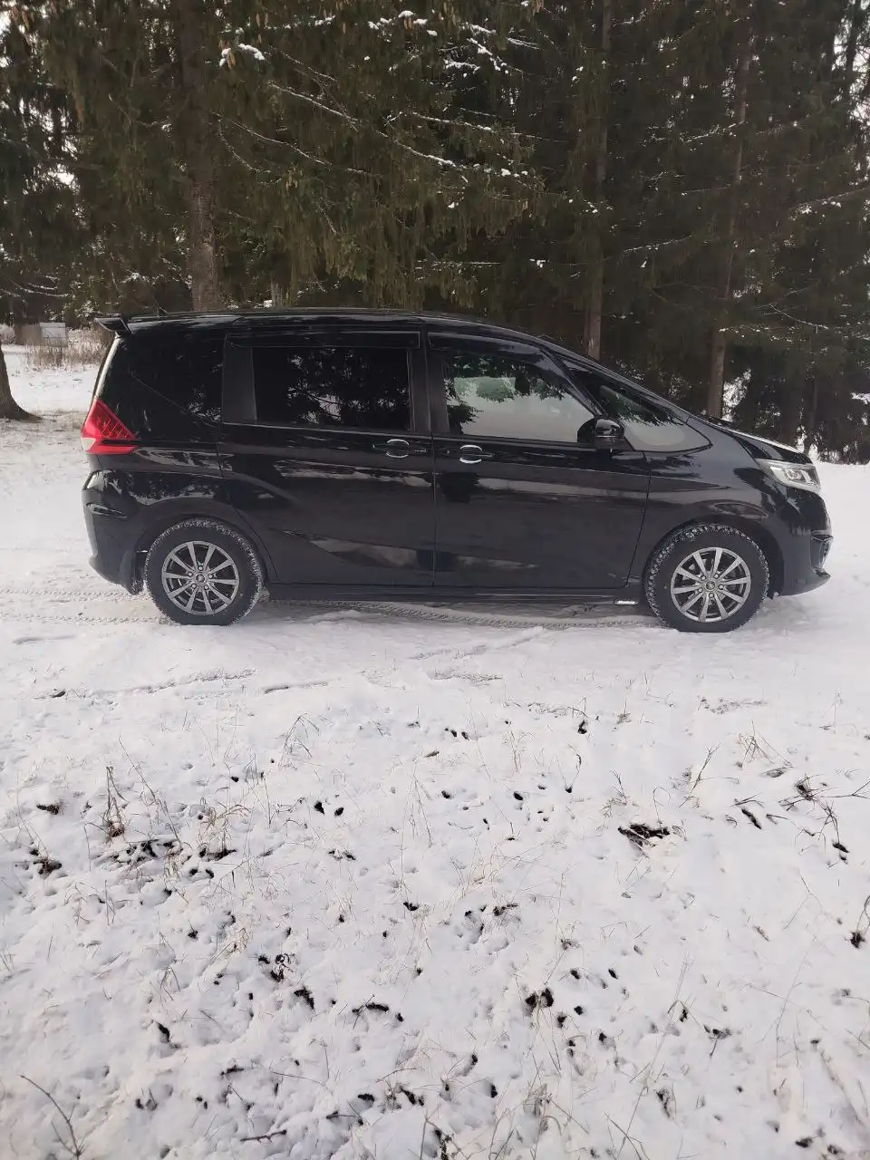 Автомобиль 2019 года выпуска с пробегом 80 тыс. км