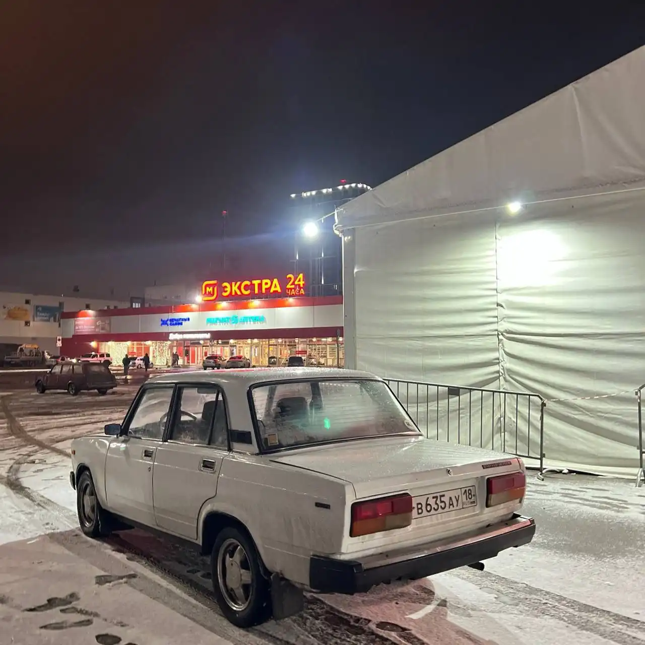 ВАЗ 2107 2000 года в отличном состоянии