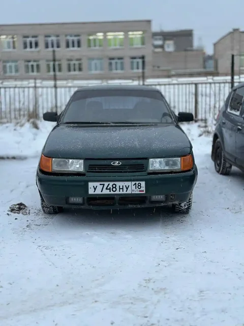 Продам ВАЗ 2110 с документами и зимней резиной - Авто в Ижевск