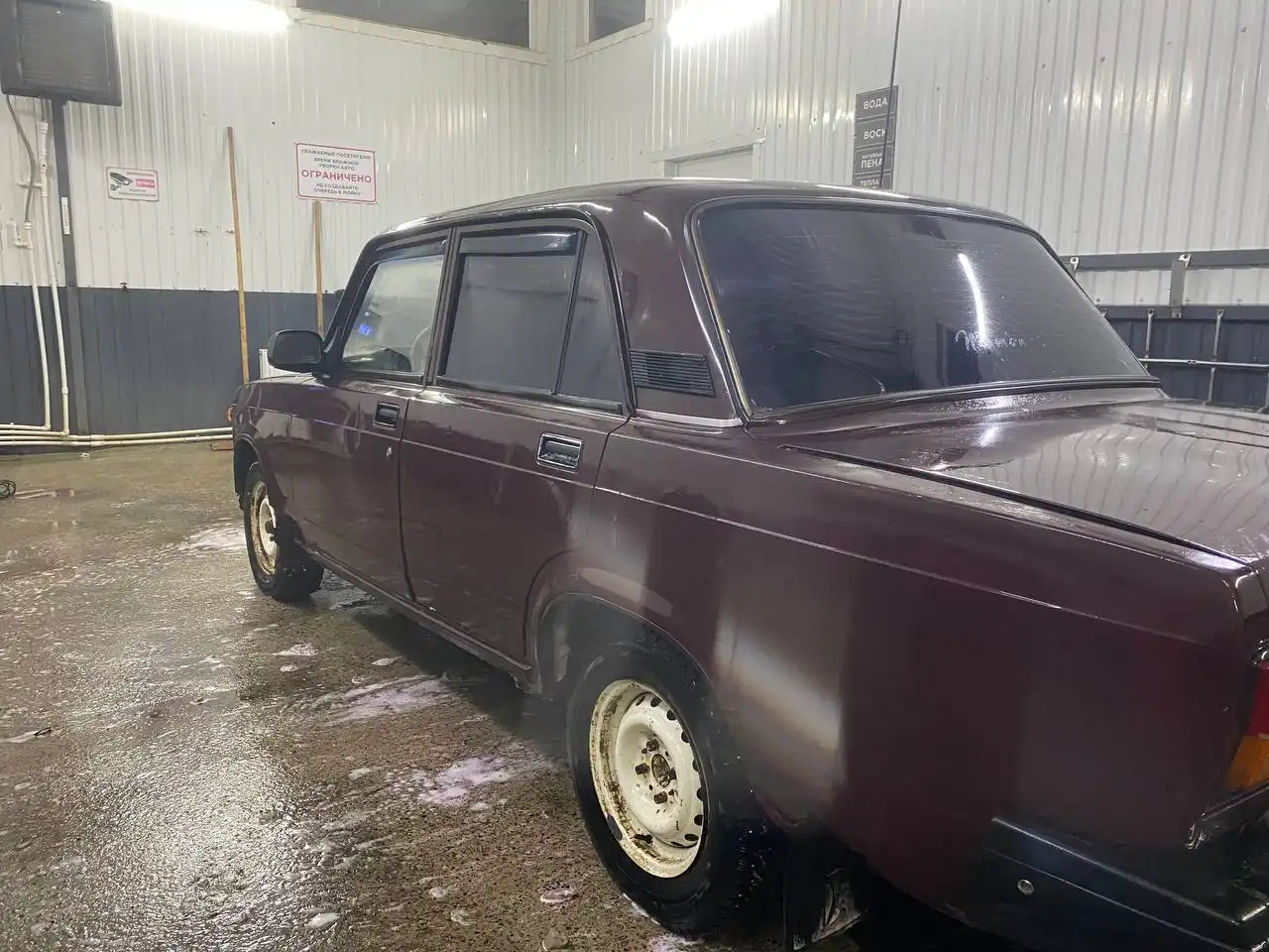 Продам ВАЗ 2107 инжектор