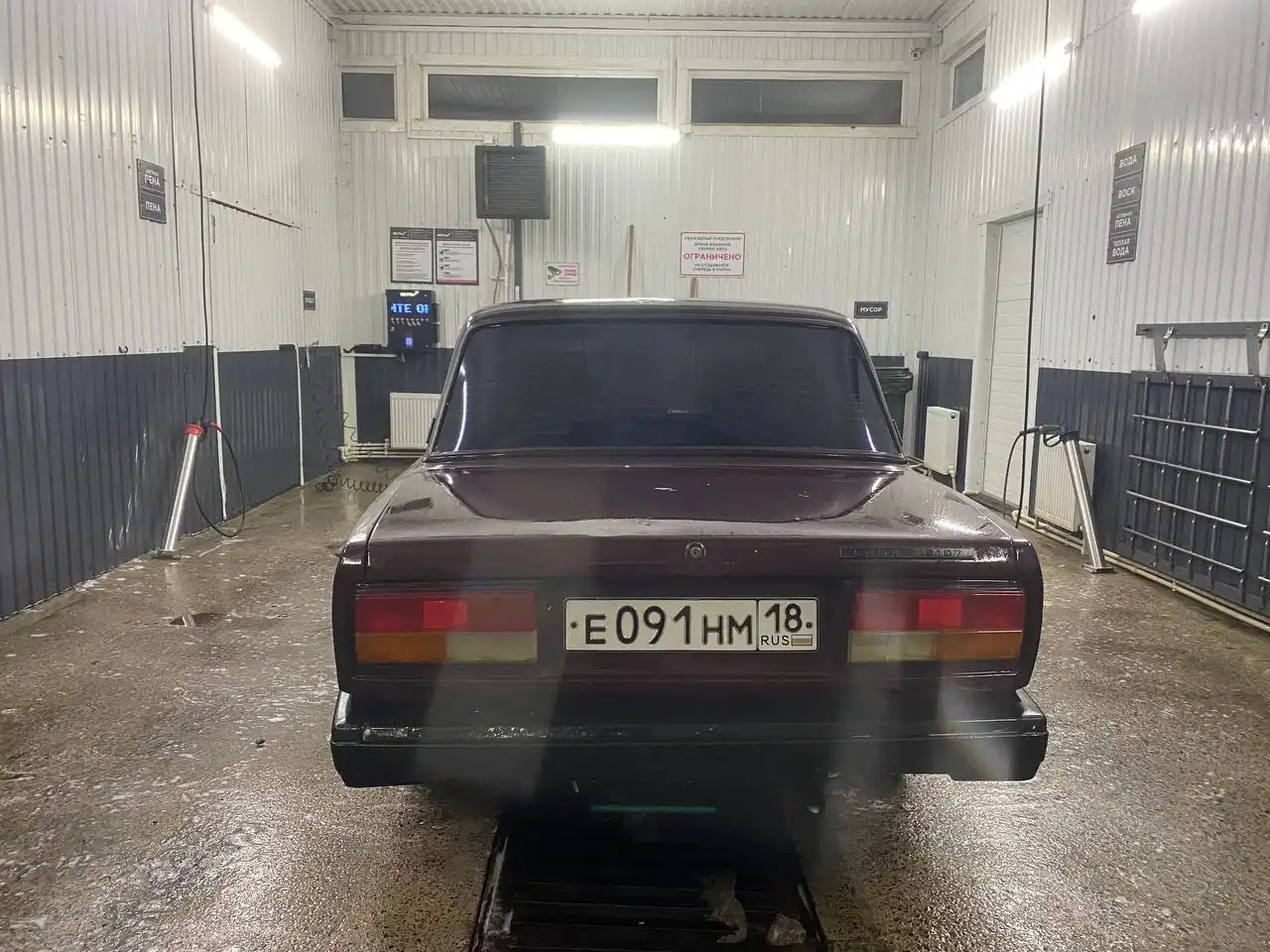 Продам ВАЗ 2107 инжектор